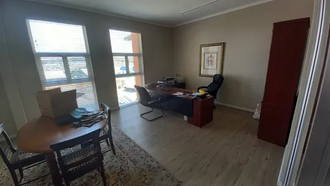 WhatsApp Image 2024-11-27 at 08.05.21_472d4c1c